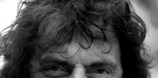 Dolina, sobre el humor oficialista