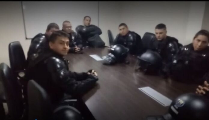 mesa policial